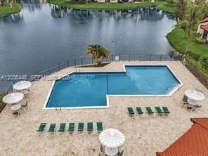 9281 W Sunrise Blvd, Plantation, FL 33322 Photo