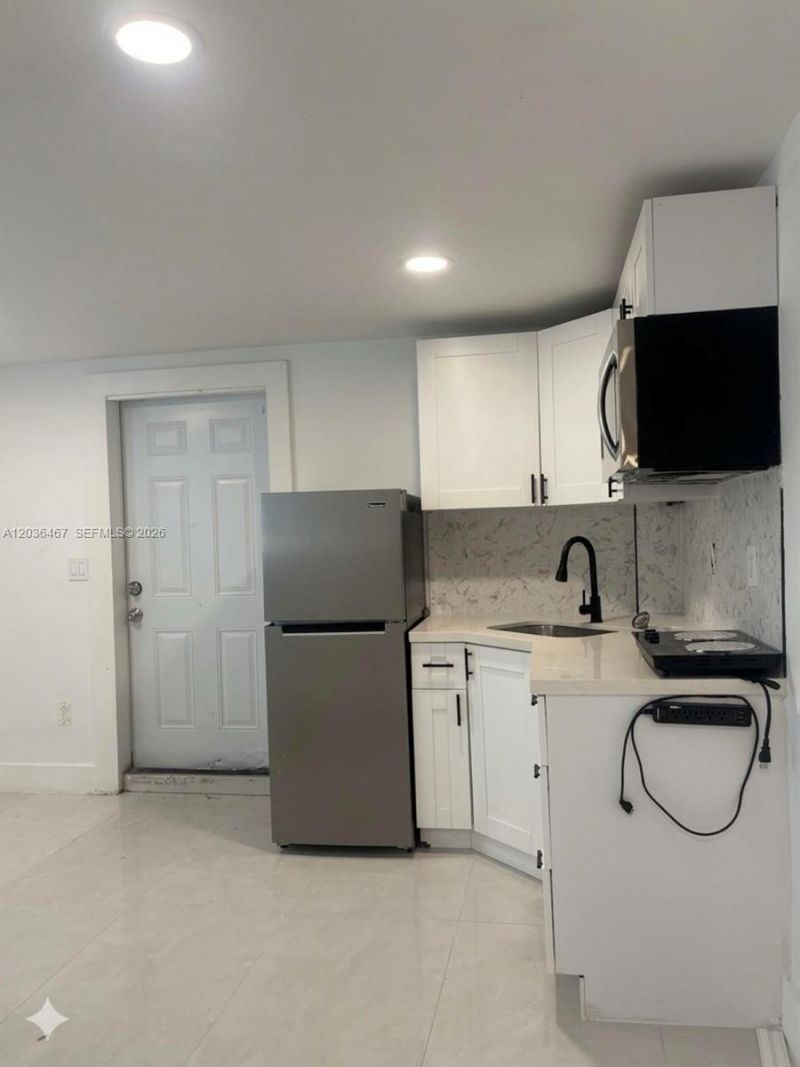1321 NE 212th Ter , Unit 2, Miami, FL 33179 Photo
