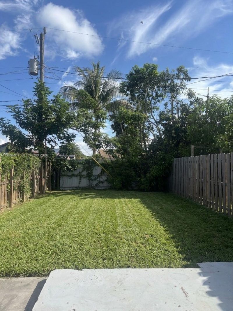 1321 NE 212th Ter , Unit 2, Miami, FL 33179 Photo