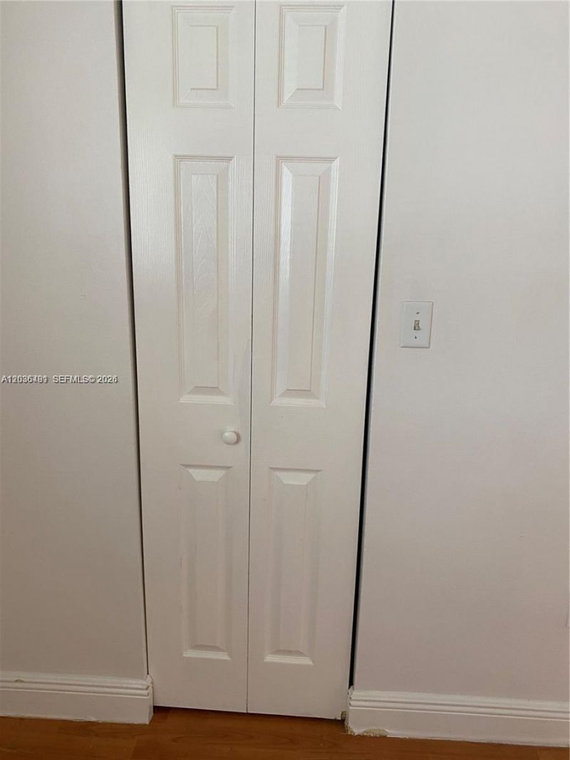 300 W Palm Cir W, Unit 208, Pembroke Pines, FL 33025 Photo