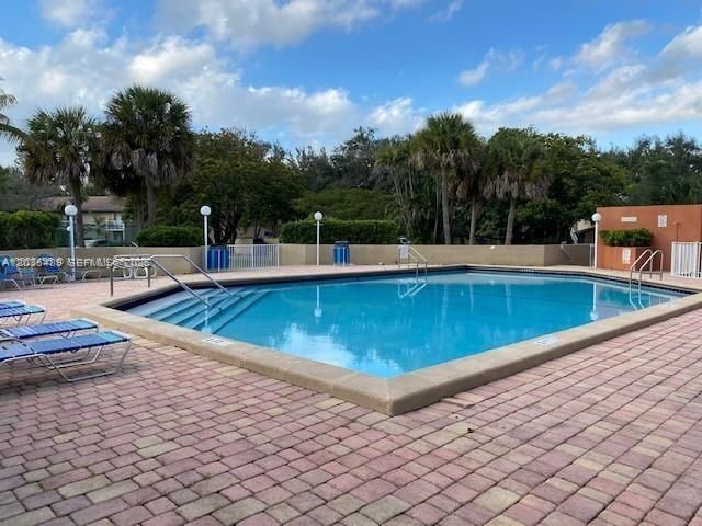4205 N University Dr, Unit 208, Sunrise, FL 33351 Photo