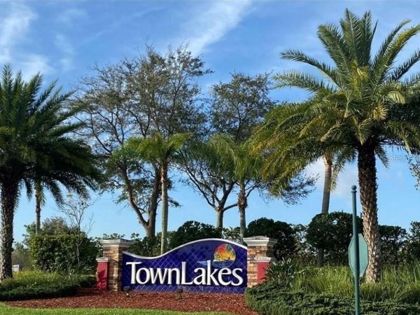 18168 HORIZON VIEW BOULEVARD , LEHIGH ACRES, FL 33972