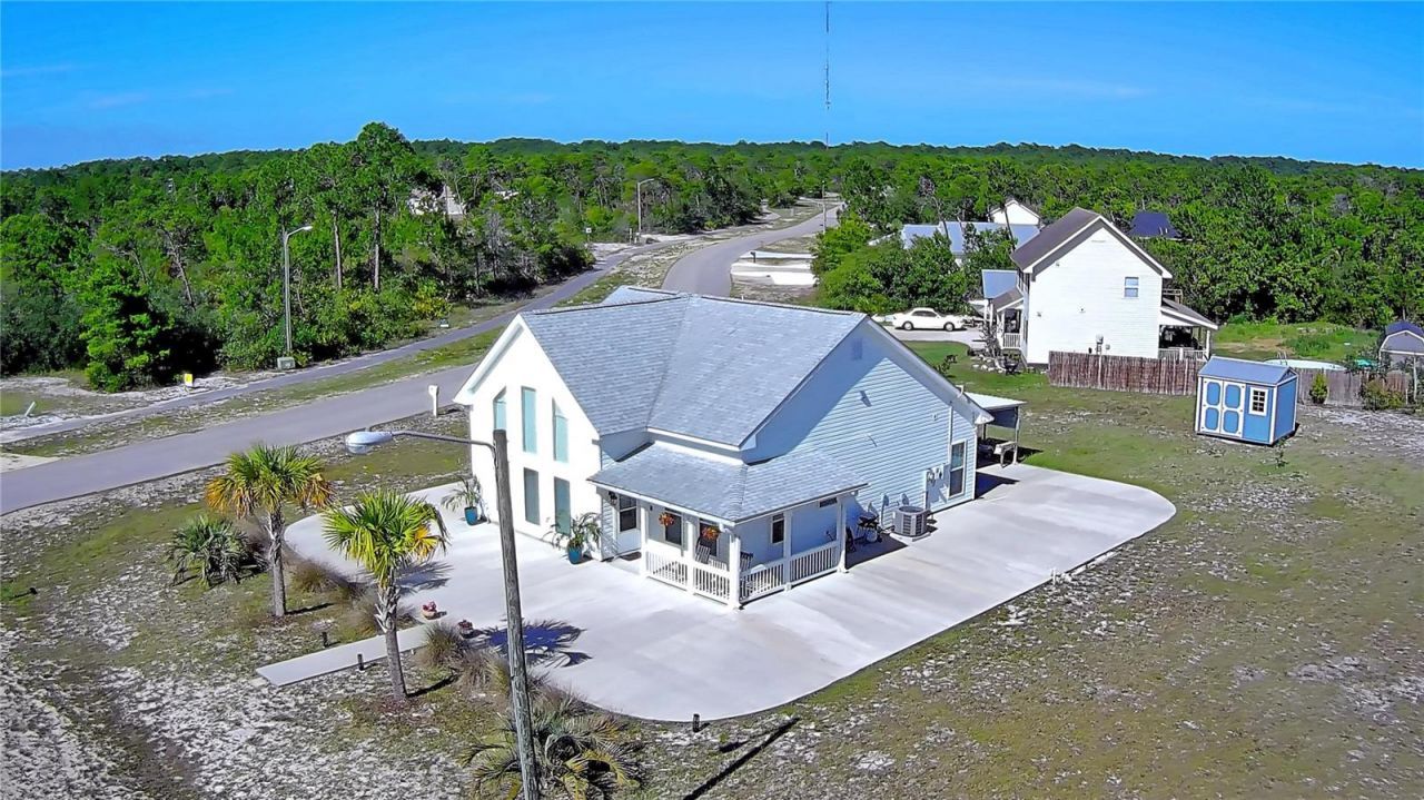260 Blue Heron Drive, Eastpoint, FL 32328 Photo