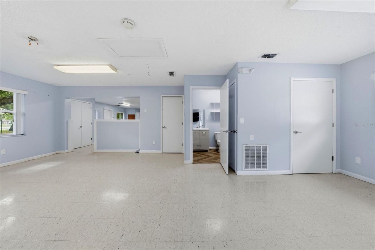 2886 Whitney Road, Clearwater, FL 33760 Photo