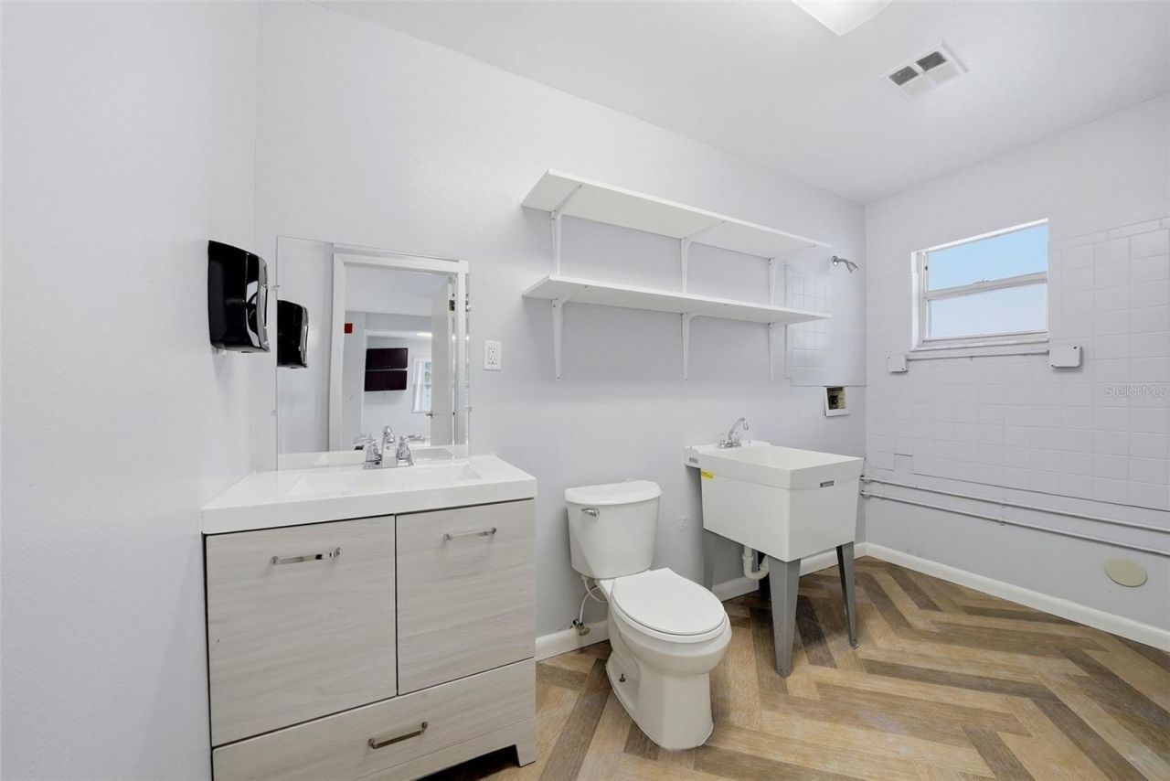 2886 Whitney Road, Clearwater, FL 33760 Photo