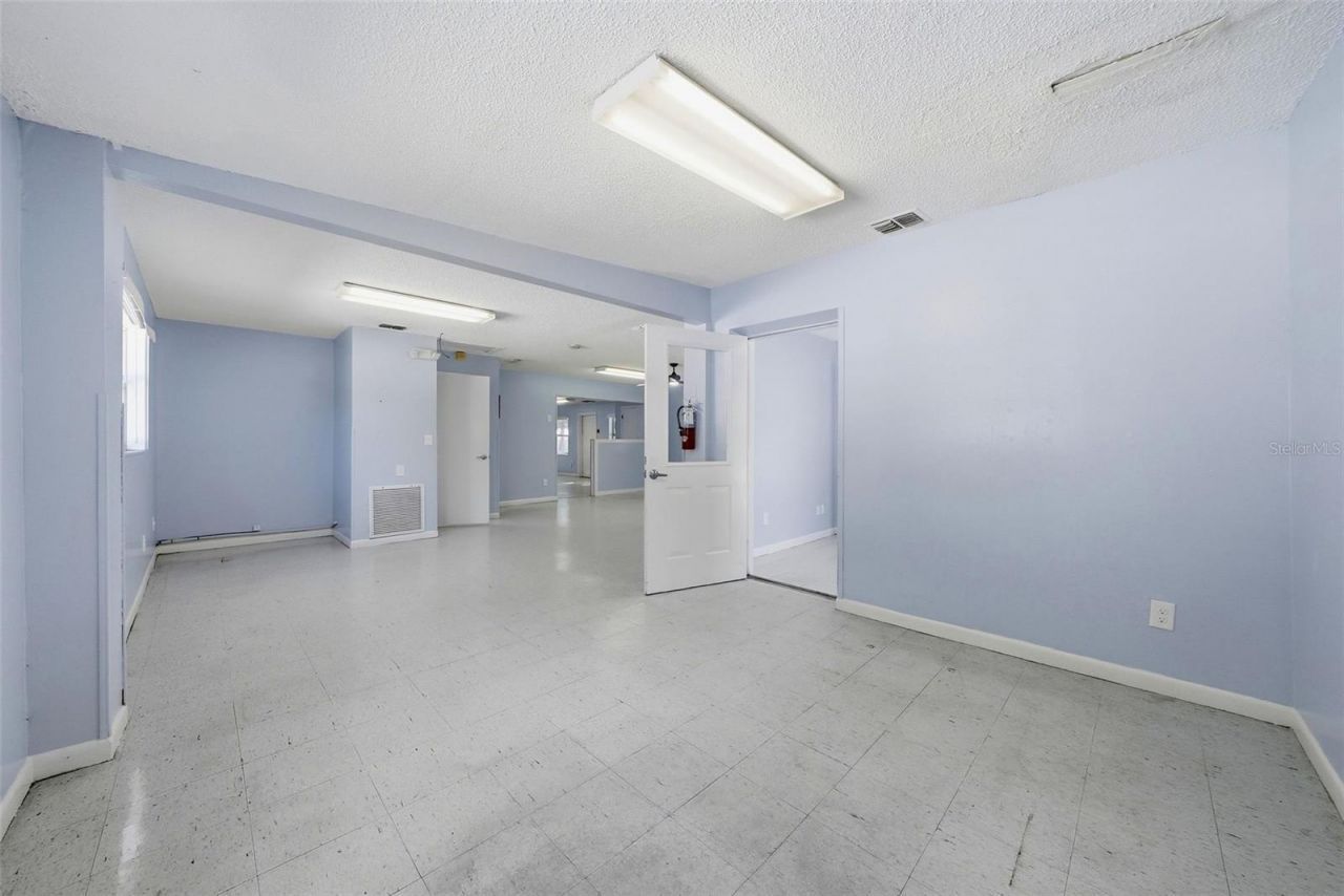 2886 Whitney Road, Clearwater, FL 33760 Photo