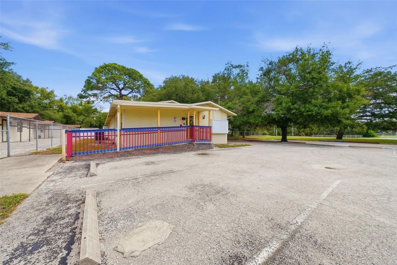 2886 Whitney Road, Clearwater, FL 33760 Photo
