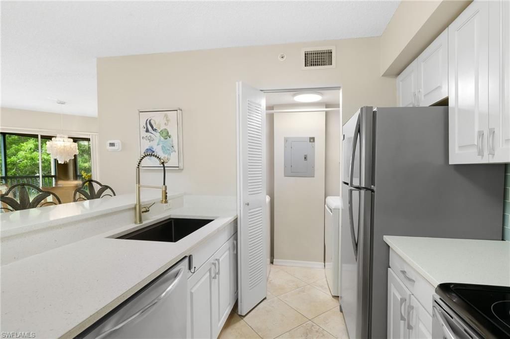 8940 Colonnades Ct E, Unit 731, Bonita Springs, FL 34135 Photo