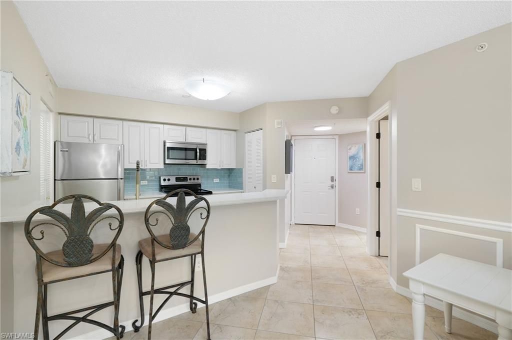 8940 Colonnades Ct E, Unit 731, Bonita Springs, FL 34135 Photo