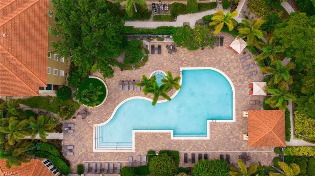 8940 Colonnades Ct E, Unit 731, Bonita Springs, FL 34135 Photo