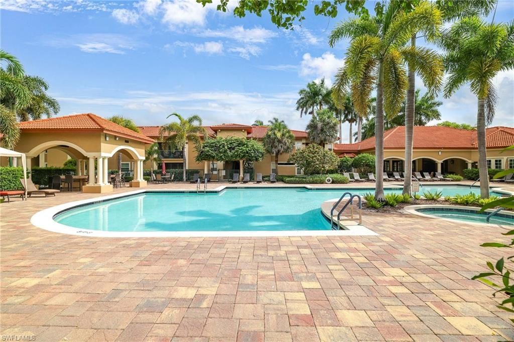 8940 Colonnades Ct E, Unit 731, Bonita Springs, FL 34135 Photo