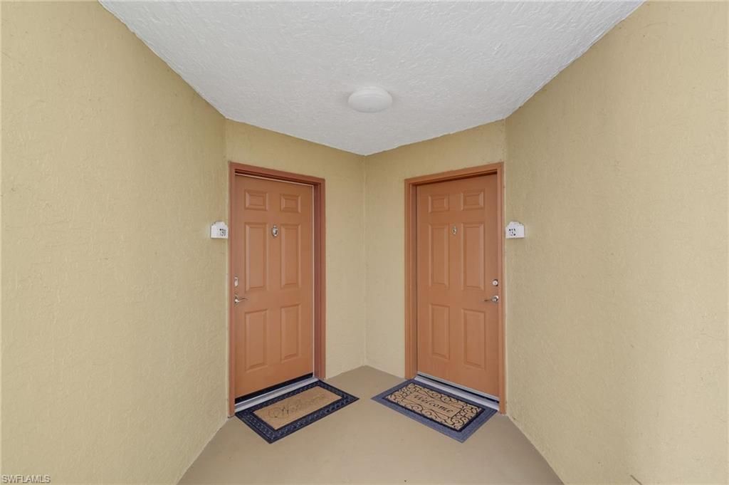 8940 Colonnades Ct E, Unit 731, Bonita Springs, FL 34135 Photo