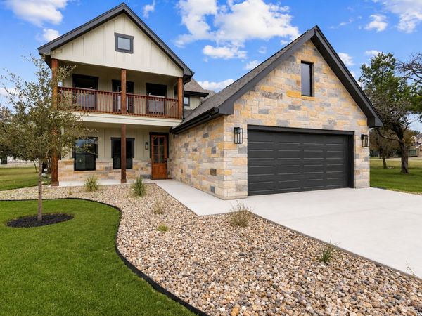 181 DEERWOOD CIR, Bandera, TX 78003