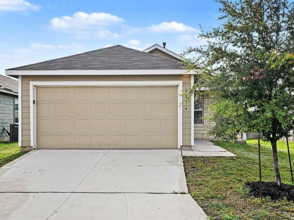 5414 DAPHNE PATH, San Antonio, TX 78253