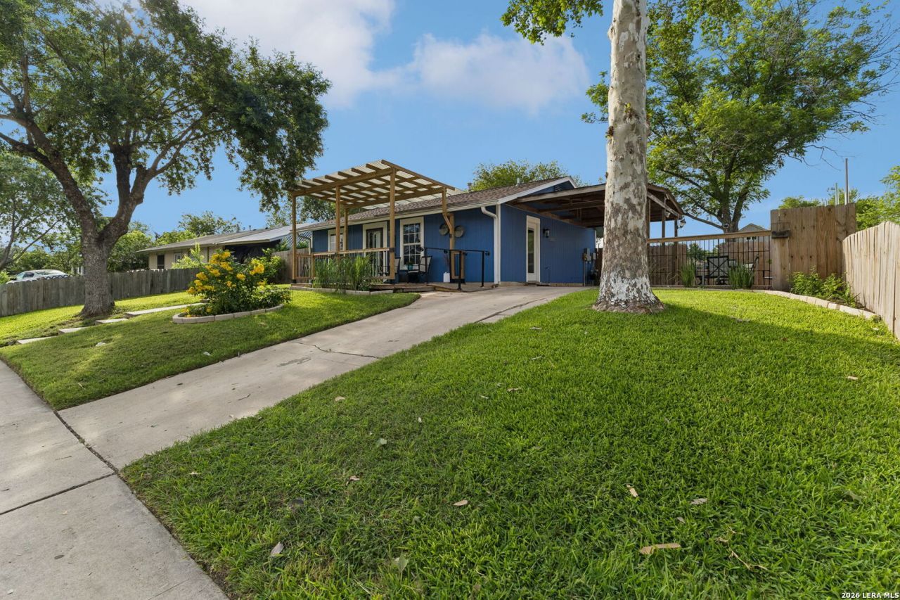 8722 Dale Vly, San Antonio, TX 78227 Main Photo