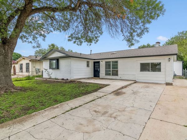 466 Maddux St, San Antonio, TX 78227