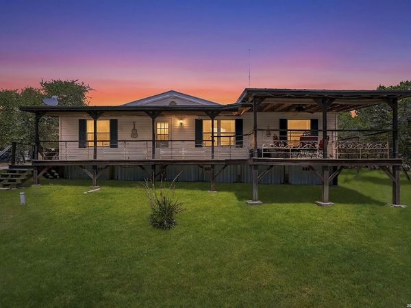 1522 FOREST TRAIL DR, Bandera, TX 78003