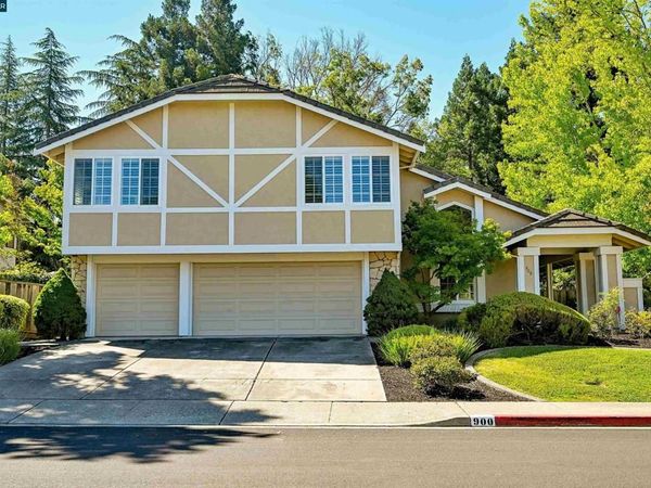 900 Woodland Dr, San Ramon, CA 94582