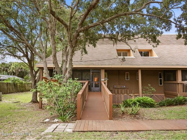 6235 Treetop Drive, Melbourne Beach, FL 32951