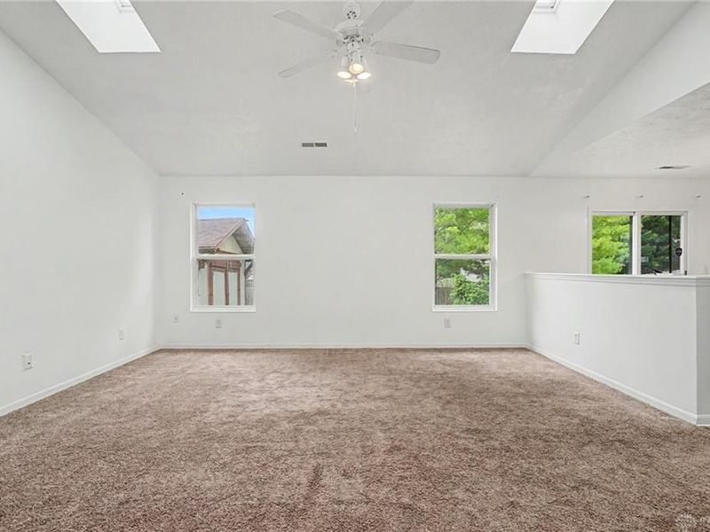 1562 Farrington Drive, Kettering, OH 45420 Photo 13