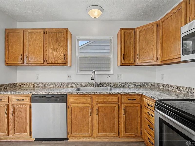 1562 Farrington Drive, Kettering, OH 45420 Photo 20