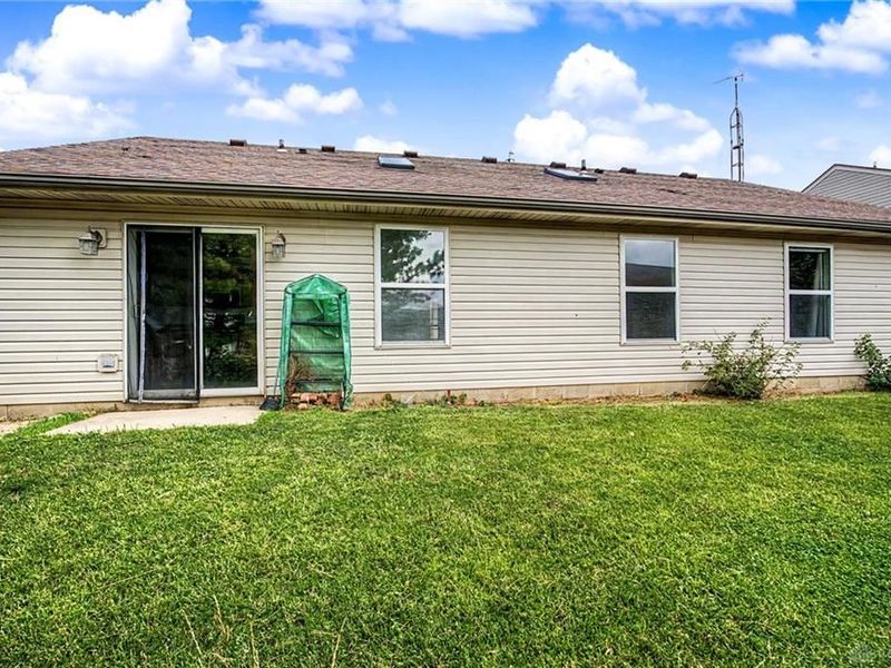 1562 Farrington Drive, Kettering, OH 45420 Photo 31