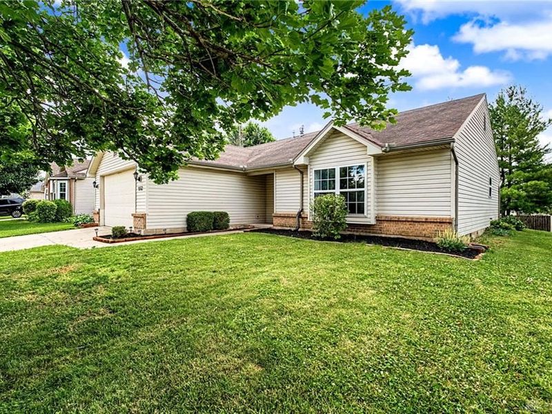 1562 Farrington Drive, Kettering, OH 45420 Photo 4