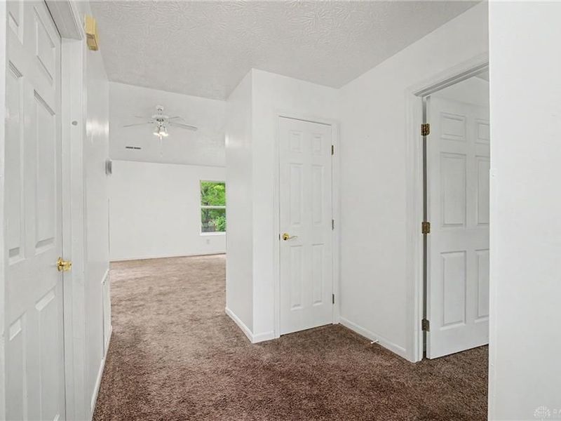 1562 Farrington Drive, Kettering, OH 45420 Photo 7