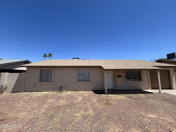 5540 W BERKELEY Road, Phoenix, AZ 85035