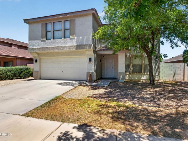 704 W LA PRYOR Lane, Gilbert, AZ 85233
