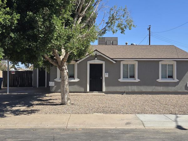 6917 W HIGHLAND Avenue, Phoenix, AZ 85033