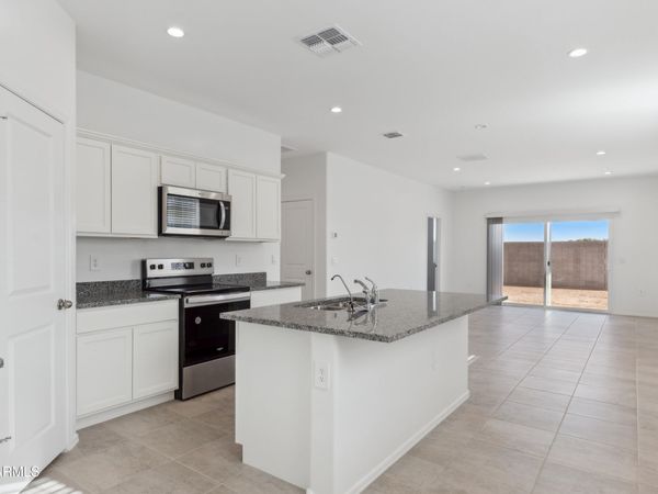 1421 W WALTON Avenue, Coolidge, AZ 85128