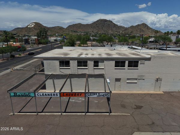 9103 N CENTRAL Avenue, Phoenix, AZ 85020