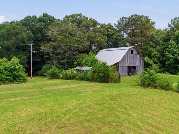639 County Road 607, Hanceville, AL 35077