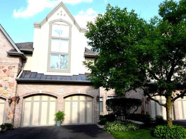 1577 S Kembley Avenue , Palatine, IL 60067