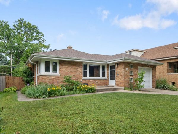 La Grange, IL 60525