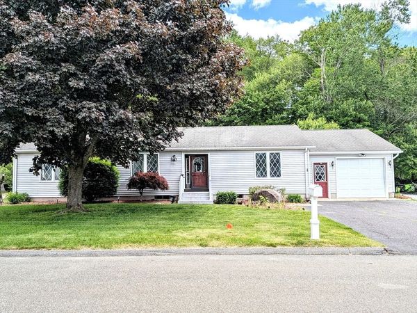 108 Oak Knolls Circle, Ludlow, MA 01056