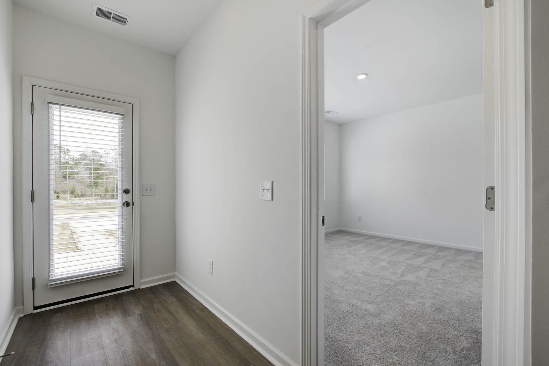 105 Pine Gate Drive Photo 12