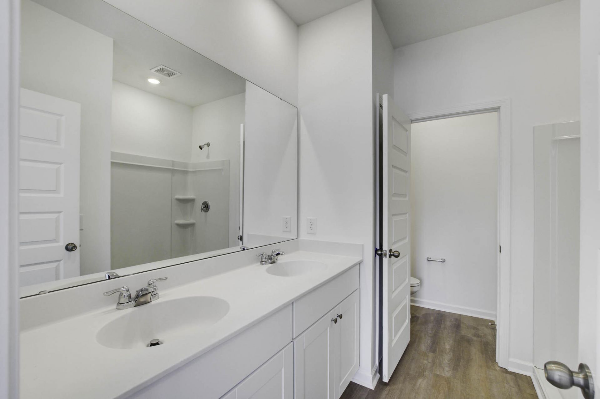 105 Pine Gate Drive Photo 15