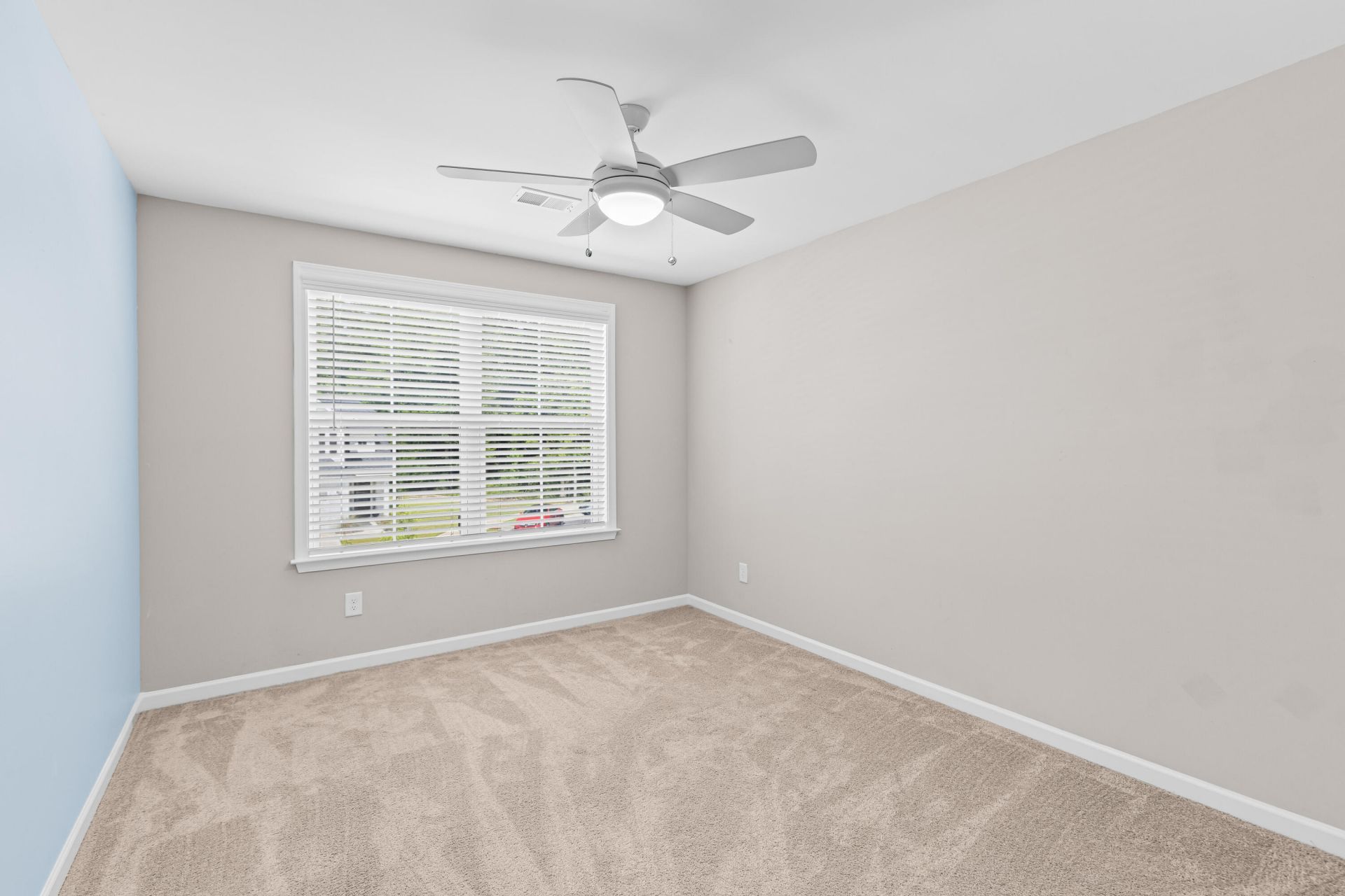 3811 Grateful Road Photo 32