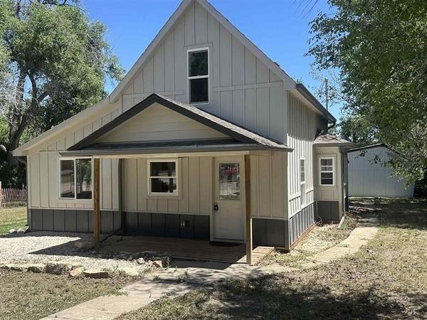 703 4TH AVE, Edgemont, SD 57735