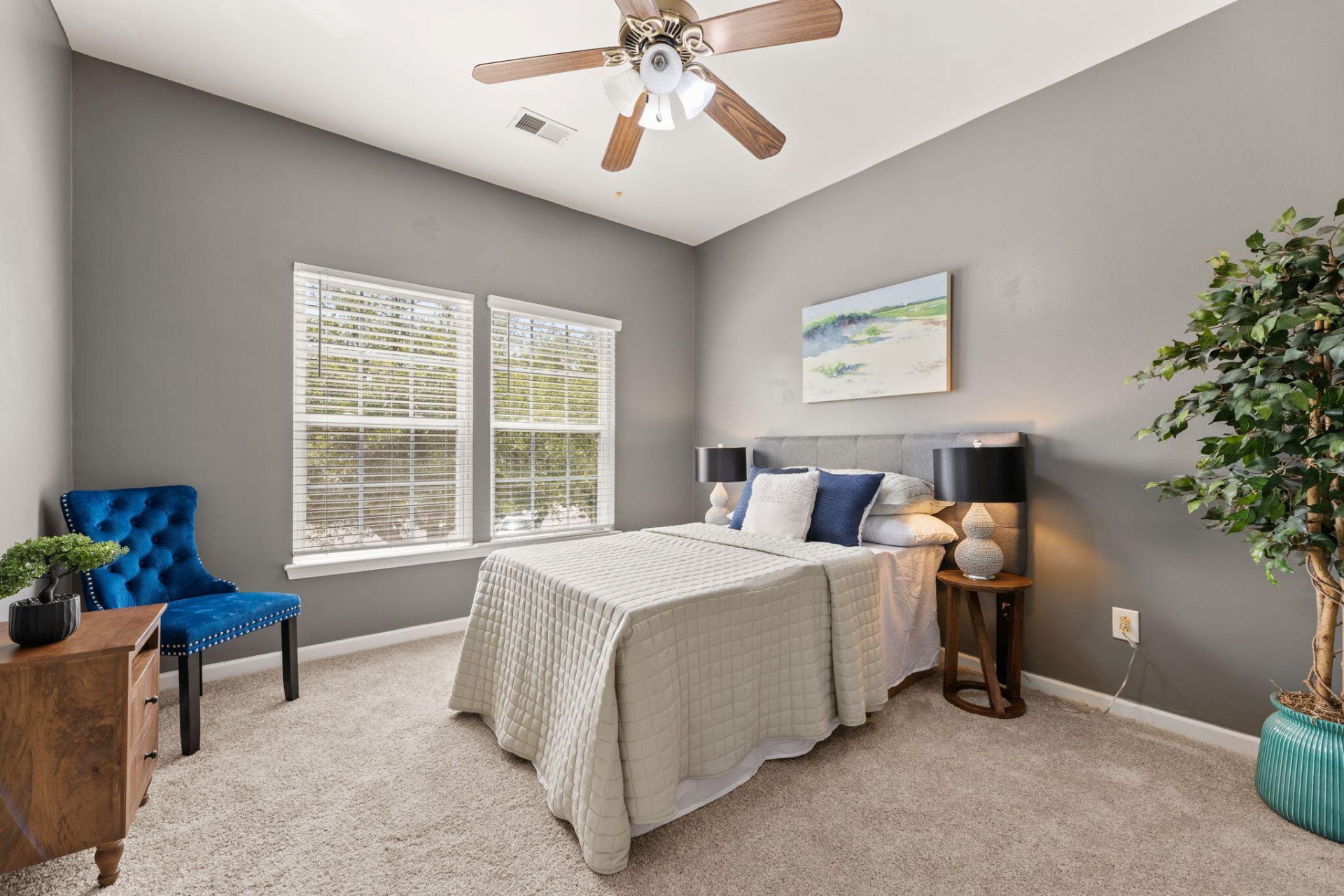 5255 Lenora Drive Photo 31