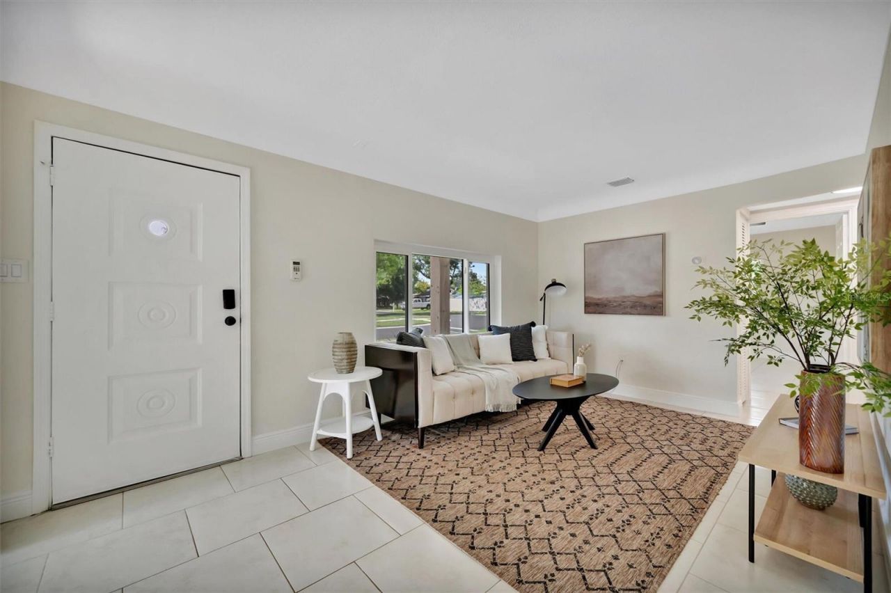 2600 40th Avenue N, Saint Petersburg, FL 33714 Photo