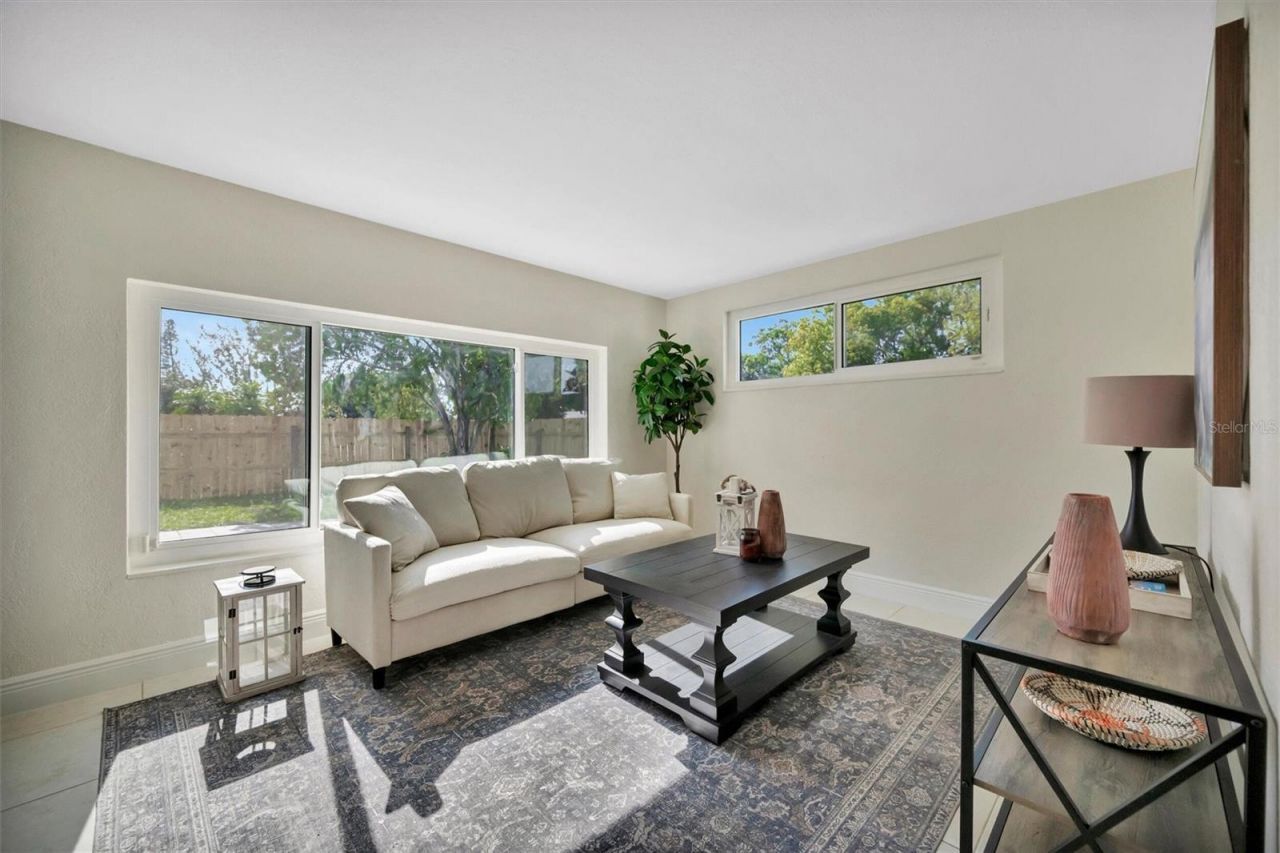 2600 40th Avenue N, Saint Petersburg, FL 33714 Photo
