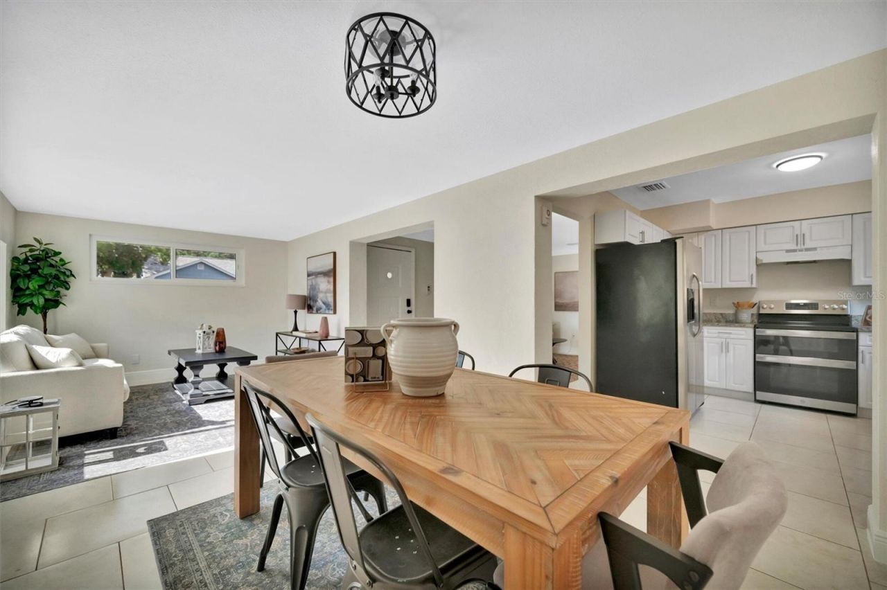 2600 40th Avenue N, Saint Petersburg, FL 33714 Photo