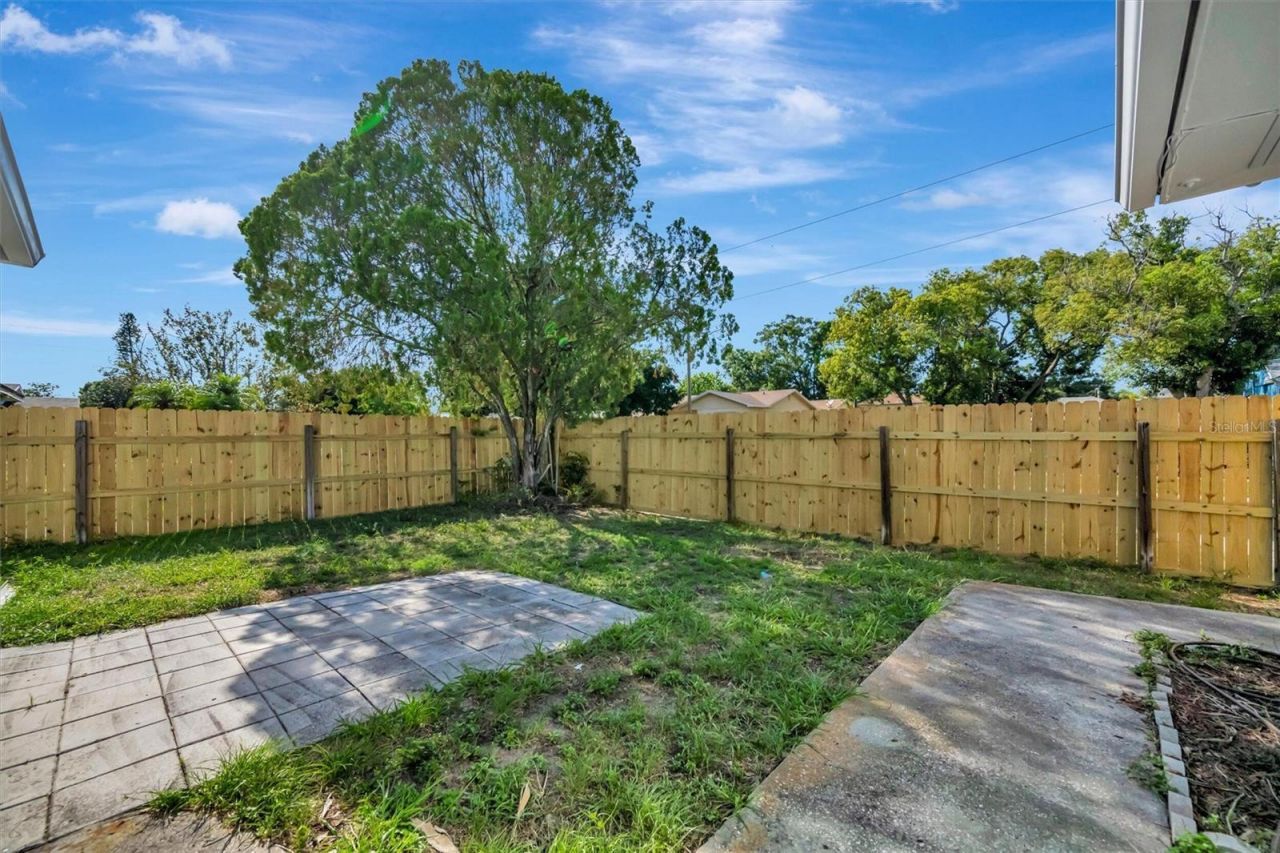 2600 40th Avenue N, Saint Petersburg, FL 33714 Photo
