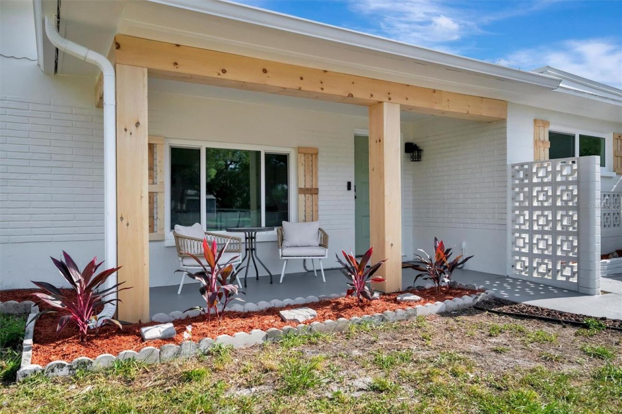 2600 40th Avenue N, Saint Petersburg, FL 33714 Photo