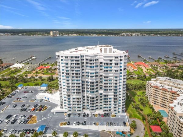 2 OCEANS WEST BLVD , Unit 300, DAYTONA BEACH SHORES, FL 32118