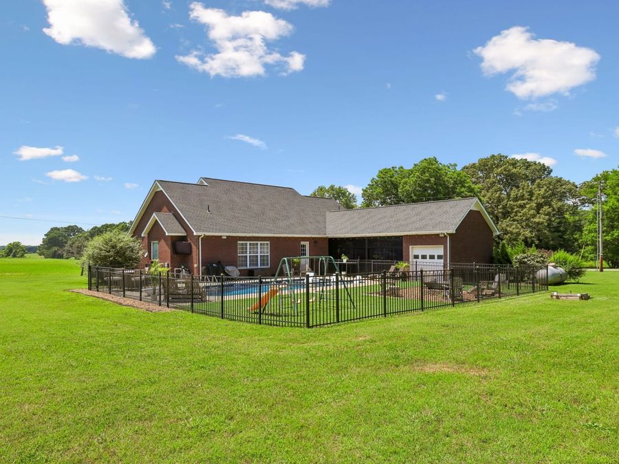 Property Image 76