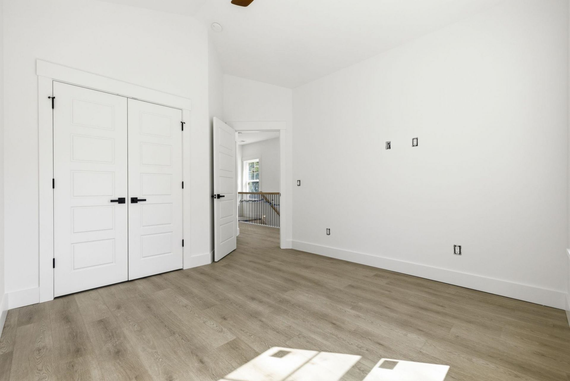 830 Whispering Tide Ct.  Photo 21